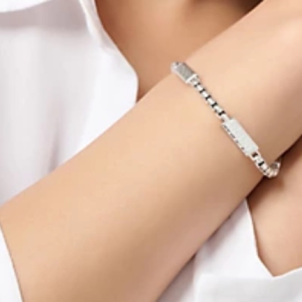 JAISS Heritage Texture Station 3.7mm Box Chain Bracelet style hammered see video